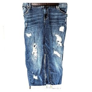 Torrid Distressed Boyfriend Jeans (Size 22)